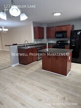 123 Cobbler Ln in Pottstown, PA - Building Photo - Building Photo