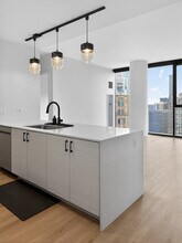 88 E Wacker Pl in Chicago, IL - Building Photo - Building Photo