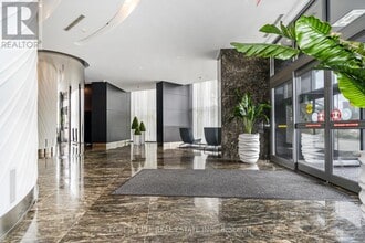 60 Absolute Ave in Mississauga, ON - Building Photo - Building Photo