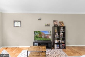 3623 Gunston Rd in Alexandria, VA - Building Photo - Building Photo