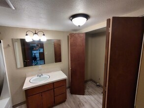 209 Harrison St in Walla Walla, WA - Foto de edificio - Building Photo