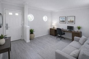 928 Ferry Rd in Galveston, TX - Building Photo