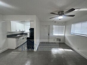 Andrea Apts - 1958 McKinley St Hollywood,  in Hollywood, FL - Building Photo - Interior Photo