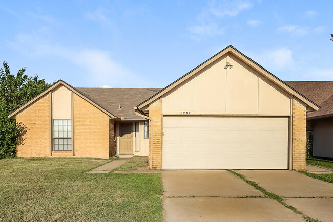property at 11040 N Eagle Ln