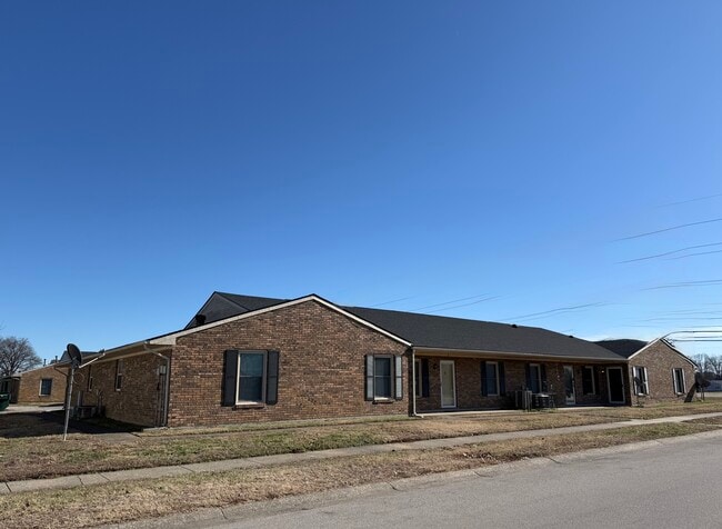 3301 W 2nd St, Unit 1 in Owensboro, KY - Foto de edificio - Building Photo