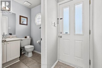 113 Monterey Dr in Ottawa, ON - Building Photo - Building Photo