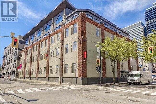 80 King William St