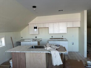 38 Ladds Ln in Epping, NH - Building Photo - Building Photo