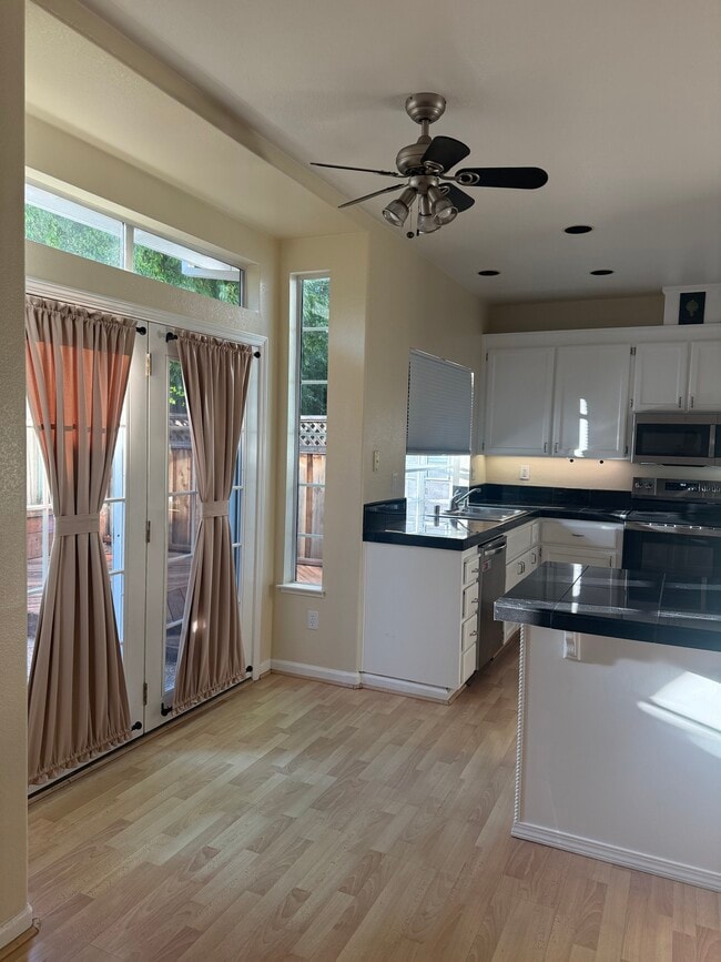 161 Heritage Park Dr in Danville, CA - Building Photo - Building Photo