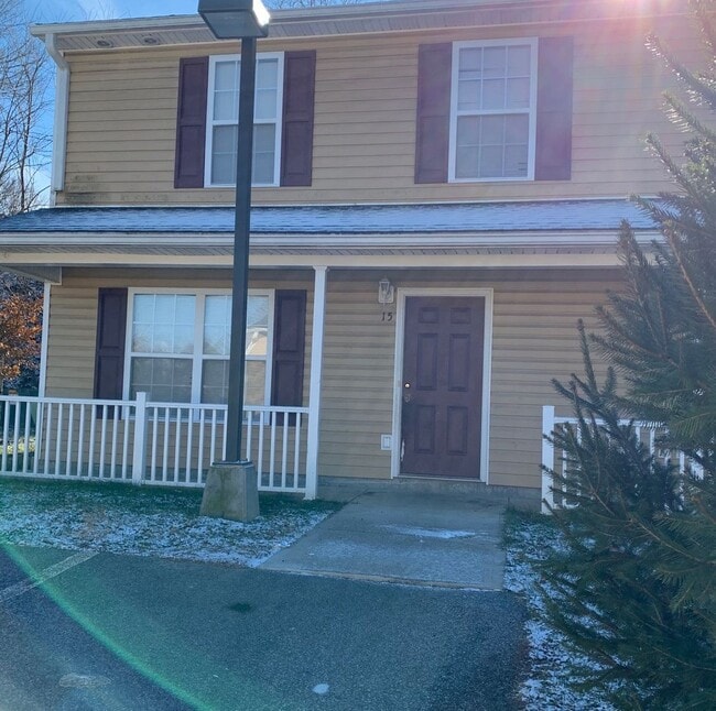 property at 15 Station Ln NE