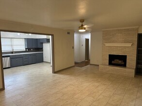 340 E 14th St in Edmond, OK - Building Photo - Building Photo