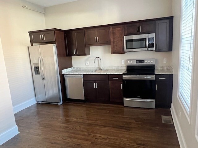 375 Bay St-Unit -1103 in Taunton, MA - Building Photo