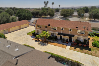 890 S Hamilton Blvd in Pomona, CA - Building Photo - Building Photo