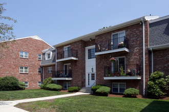 Pine Grove in Taunton, MA - Building Photo - Primary Photo