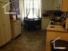 49 St Marys Ct in Brookline, MA - Building Photo - Building Photo