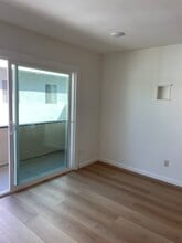 2450 Purdue Ave, Unit #5 in Los Angeles, CA - Foto de edificio - Building Photo