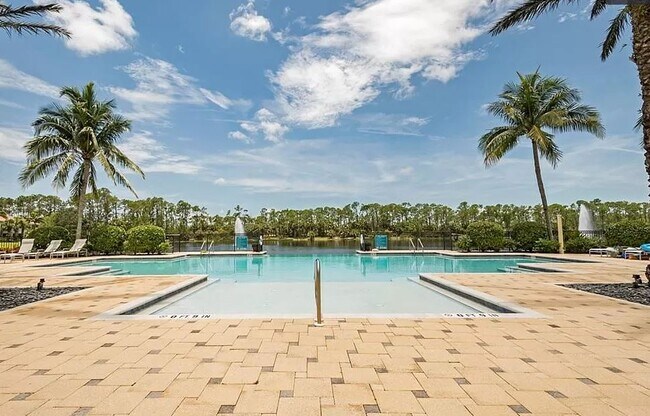 1878 Tarpon Bay Dr S in Naples, FL - Building Photo - Building Photo