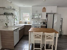 29 Tremont St in Stoneham, MA - Building Photo