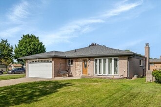 37400 Hacker Dr in Sterling Heights, MI - Building Photo - Building Photo