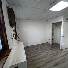 4100 Ritchie Hwy, Unit A in Baltimore, MD - Foto de edificio - Building Photo