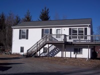 Mixed Use -- Apts. & Commercial in Mongaup Valley, NY - Foto de edificio - Building Photo