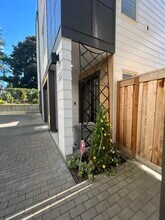 3950 SE Gladstone St in Portland, OR - Building Photo - Building Photo