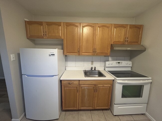 3011 Oxford St in Halifax, NS - Building Photo - Building Photo