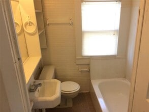 114 N Chester St in Leesburg, FL - Building Photo - Building Photo