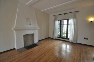 1417 S Crescent Heights Blvd in Los Angeles, CA - Building Photo - Building Photo