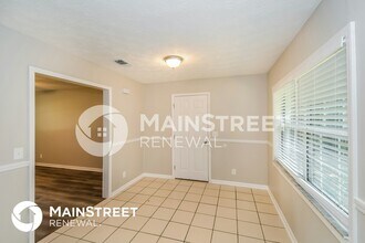 4080 Loys Dr in Jacksonville, FL - Building Photo - Building Photo