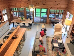 310 Twin Lakes Rd in Salisbury, CT - Building Photo - Building Photo