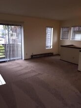 6121 SW Stevens St in Seattle, WA - Building Photo - Building Photo
