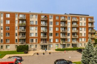 7050 27E Av in Montréal, QC - Building Photo