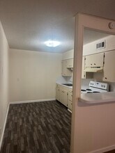 110 Farm to Market 82, Unit downstairs in Kirbyville, TX - Foto de edificio - Building Photo