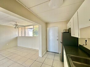 300 Miracle Strip Pkwy SW in Fort Walton Beach, FL - Building Photo - Building Photo