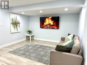 51 Cayton Cres in Bradford West Gwillimbury, ON - Building Photo - Building Photo