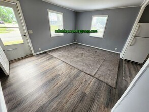 2401 Beacon St in Fort Wayne, IN - Building Photo - Building Photo