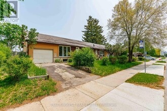 301 Franklin St N in Kitchener, ON - Building Photo - Building Photo