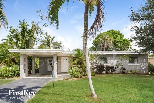 property at 3141 SW 17th St