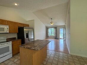 7792 Sandalwood Dr in Newburgh, IN - Building Photo - Building Photo
