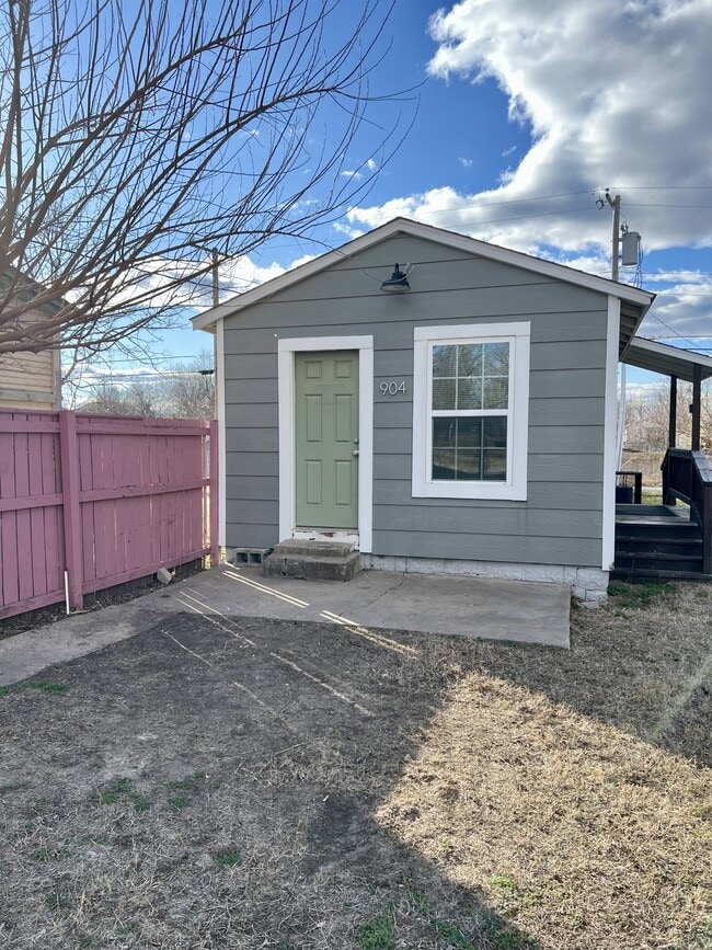 904 N Peoria Ave in Tulsa, OK - Building Photo - Building Photo
