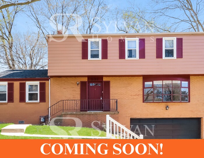 531 Sandrae Dr in Pittsburgh, PA - Building Photo