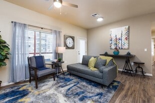 The Flats at Ridgeview in Las Cruces, NM - Building Photo