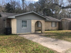 575 Moreland St in Vidor, TX - Building Photo