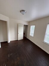 2137 Homestead Dr in Columbus, OH - Foto de edificio - Building Photo