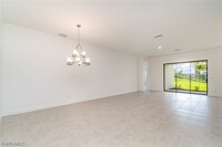 11910 Molto Dr in Miromar Lakes, FL - Foto de edificio - Building Photo