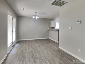 7008 Breeders Cup Cir in Charlotte, NC - Building Photo - Building Photo