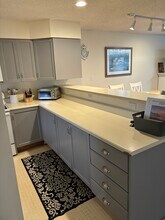 146 W Grand Ave in Old Orchard Beach, ME - Building Photo - Building Photo