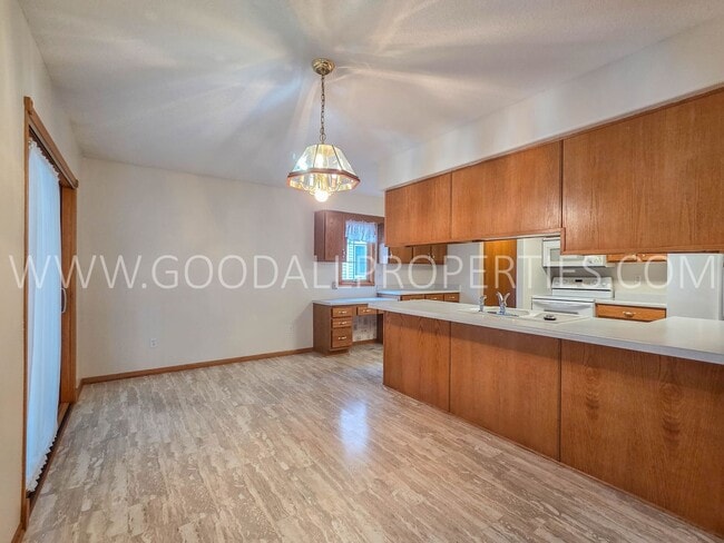 315 Terrace Dr in Waukee, IA - Building Photo - Building Photo