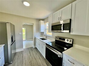 531 99th Ave N in Naples, FL - Building Photo - Building Photo